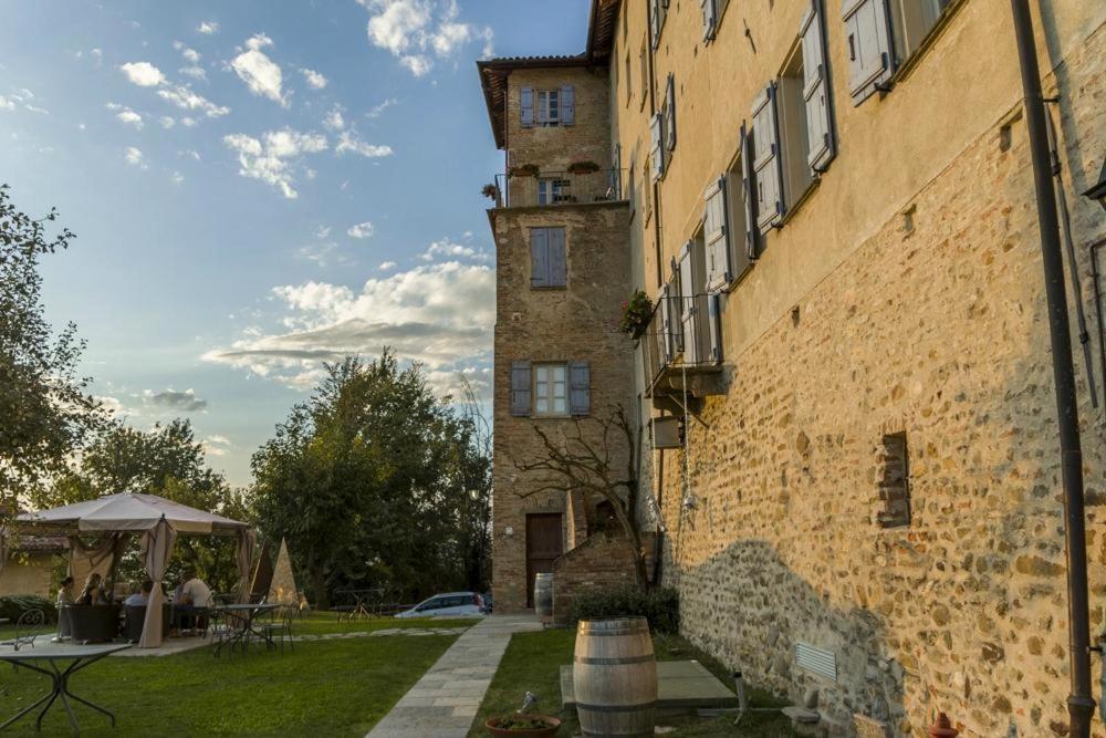 Antico Borgo Hotel Кунео Екстериор снимка